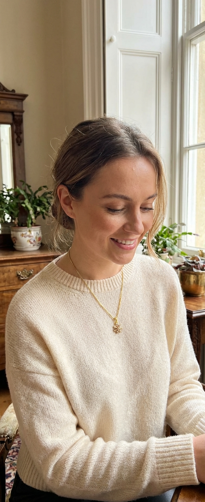 Snowflake Pendant Necklace